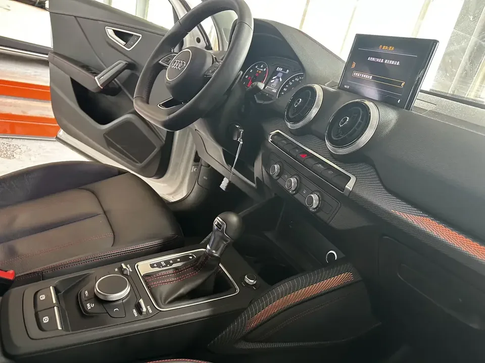 Audi Q2L Audi Q2L 2022 35 TFSI Stylish Dynamic 2022 — thumbnail 3