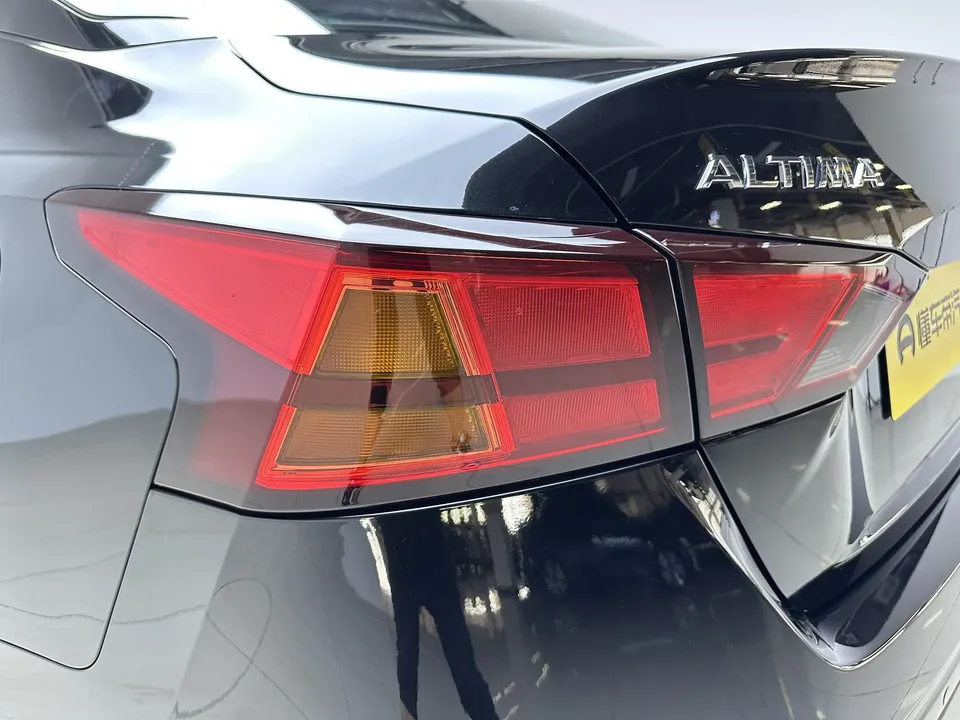 Nissan Altima Sound of nature 2021 2.0L XL Upper AD1 Smart Driving Edition 2022 — thumbnail 4