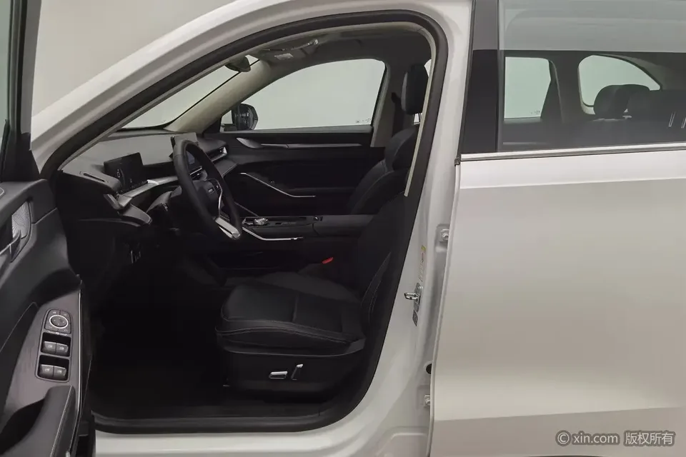 Haval H6 PHEV Haval H6 PHEV 2022 1.5T DHT-PHEV 55km Joy Edition 2022 — thumbnail 5