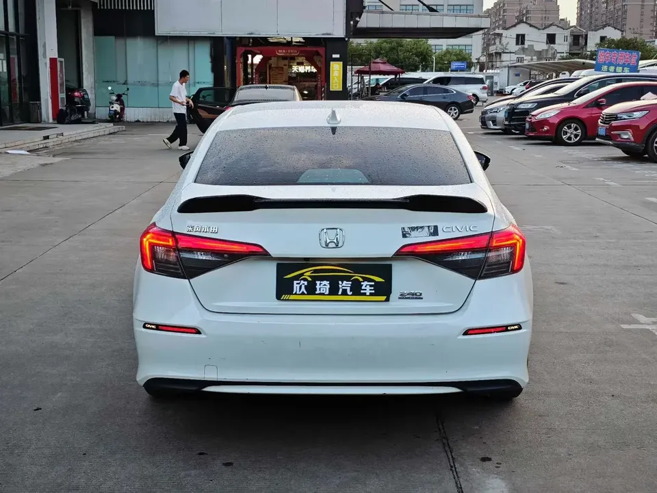 Honda CIVIC Civic 2023 240TURBO CVT Power Edition 2023 — thumbnail 2