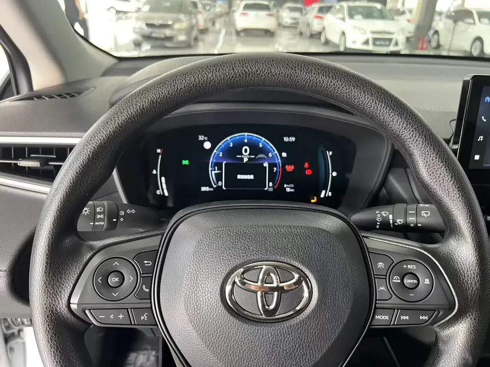 Toyota CorollaCross Corolla Sharp 2024 2.0L CVT Pioneer Edition 2025 — thumbnail 4