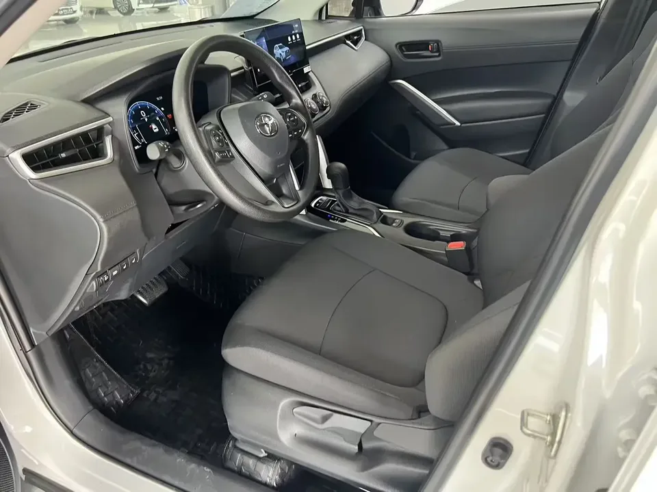 Toyota CorollaCross Corolla Sharp 2024 2.0L CVT Pioneer Edition 2025 — thumbnail 5