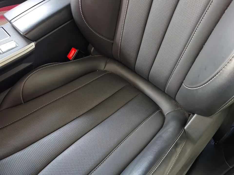 Roewe RX5 eMAX Roewe RX5 eMAX 2022 PHEV 2022 — thumbnail 3