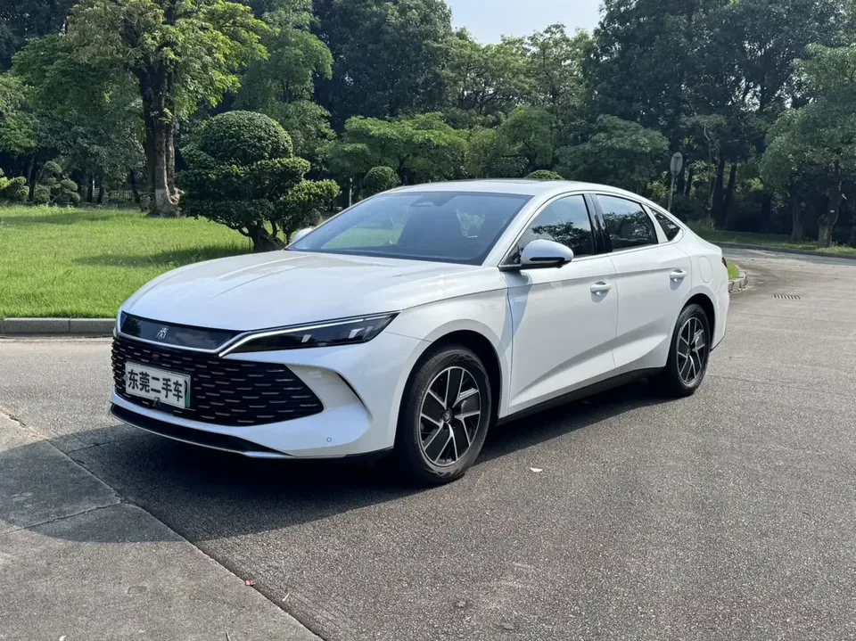 BYD Qin L DM Qin L DM 2024 DM-i 120KM Beyond 2025 — photo 1, buy with delivery to Moscow