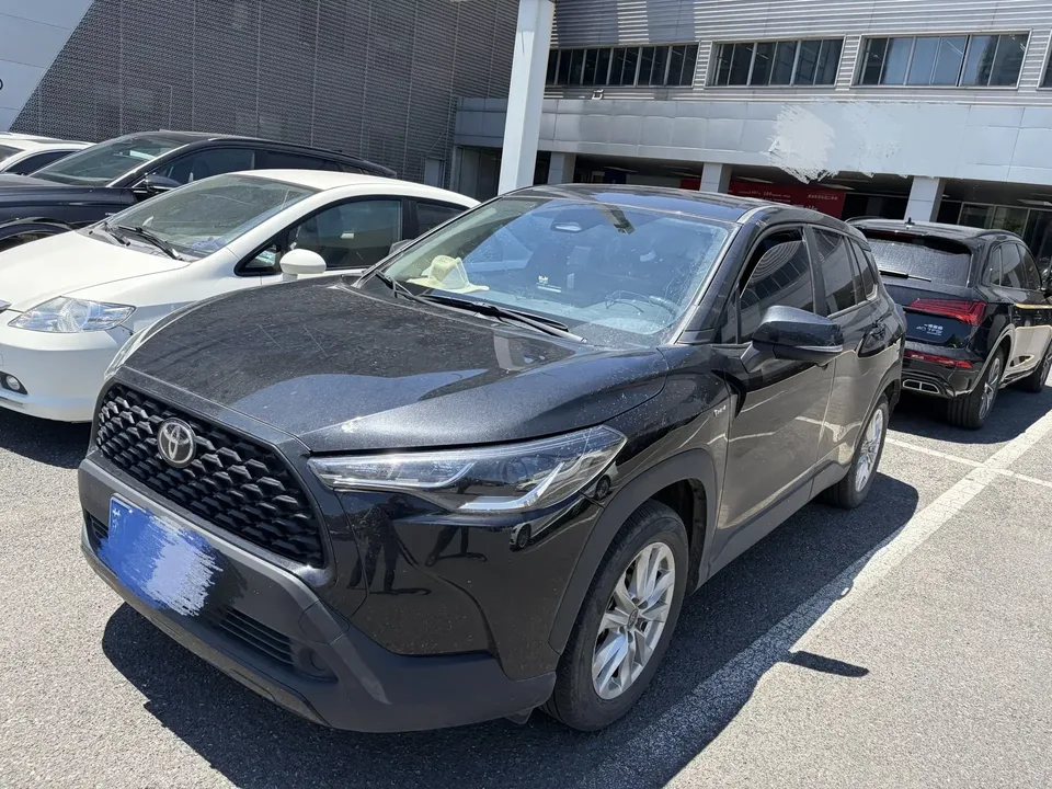 Toyota CorollaCross Corolla Sharp 2024 2.0L Intelligent Electric Hybrid Dual Engine Pioneer Edition 2024 — photo 1, buy with delivery to Moscow