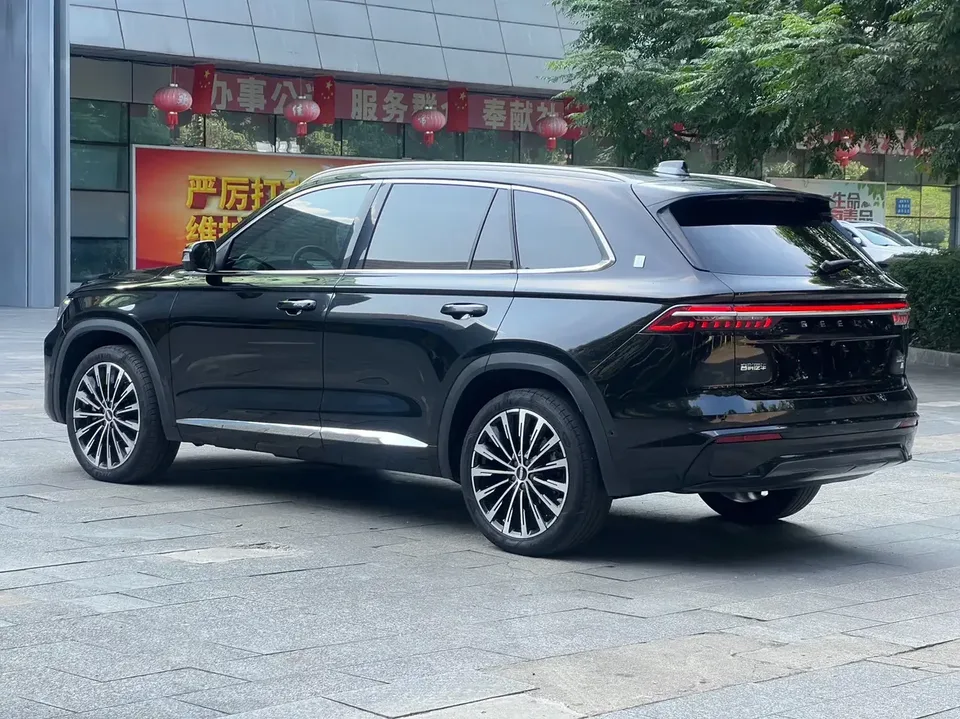 Geely Monjaro Xingyue L 2024 Hybrid 1.5T Tiangong Edition 2024 — thumbnail 2
