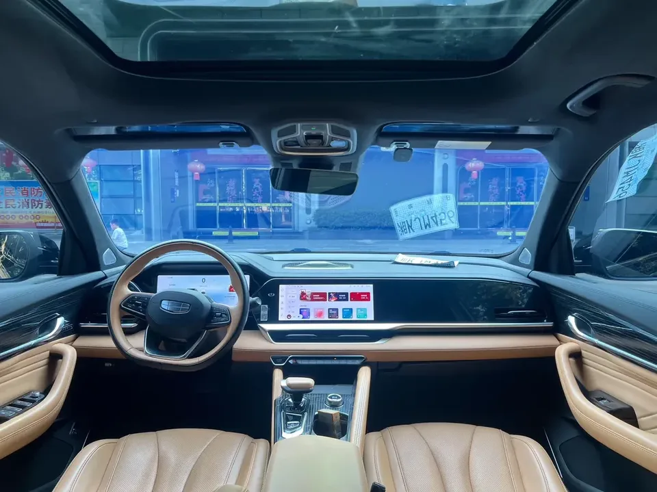 Geely Monjaro Xingyue L 2024 Hybrid 1.5T Tiangong Edition 2024 — thumbnail 3