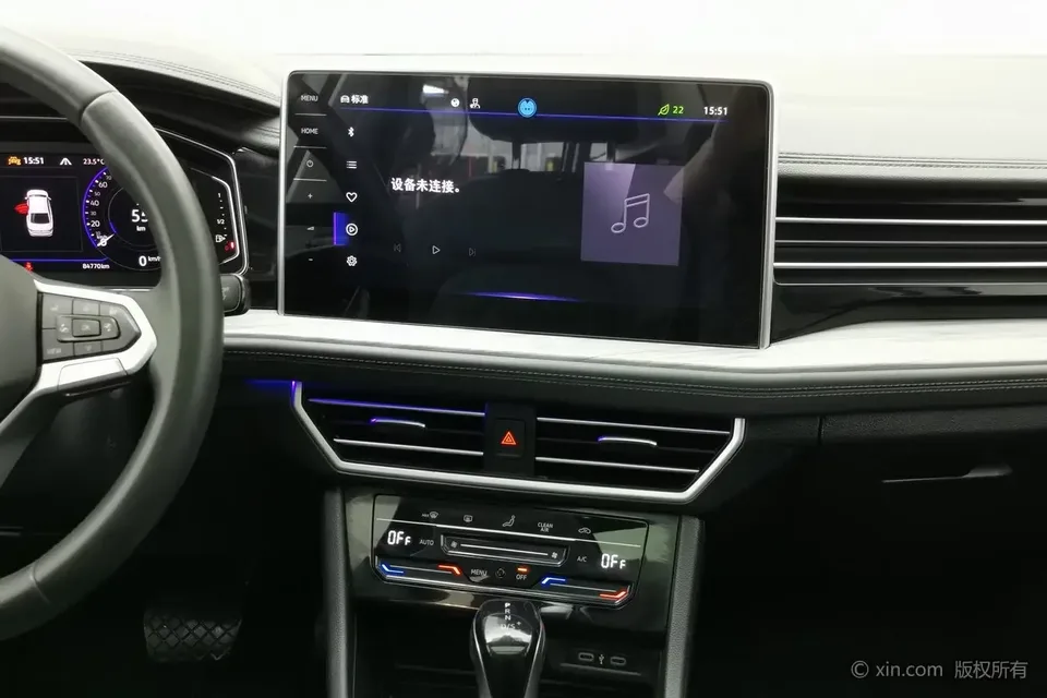 Volkswagen Sagitar Sagitar 2023 300TSI DSG Excellence Edition 2023 — thumbnail 4