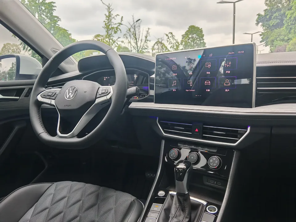 Volkswagen Sagitar Sagitar 2025 Modification 3: 300TSI DSG Beyond Edition 2025 — thumbnail 3