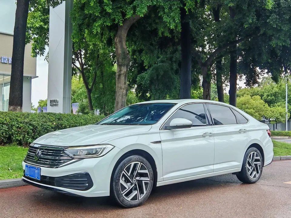 Volkswagen Sagitar Sagitar 2025 Modification 3: 300TSI DSG Beyond Edition 2025 — photo 1, buy with delivery to Moscow