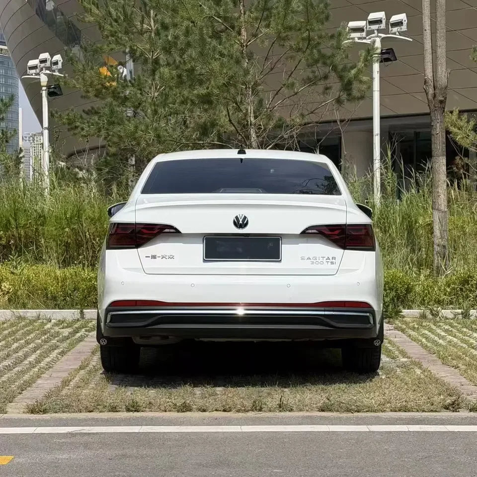 Volkswagen Sagitar Sagitar 2025 Modification 2: 300TSI DSG Beyond Edition 2025 — миниатюра 2