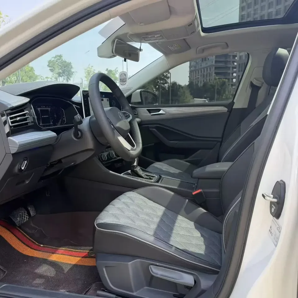 Volkswagen Sagitar Sagitar 2025 Modification 2: 300TSI DSG Beyond Edition 2025 — миниатюра 4