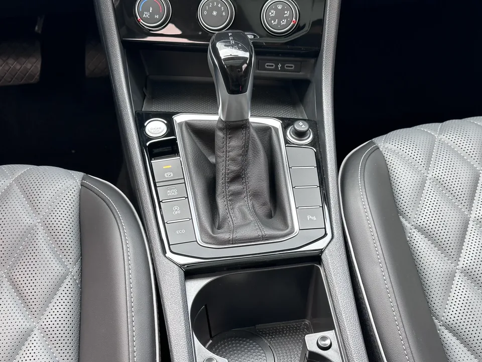 Volkswagen Sagitar Sagitar 2025 Modification 2: 300TSI DSG Beyond Edition 2025 — thumbnail 4