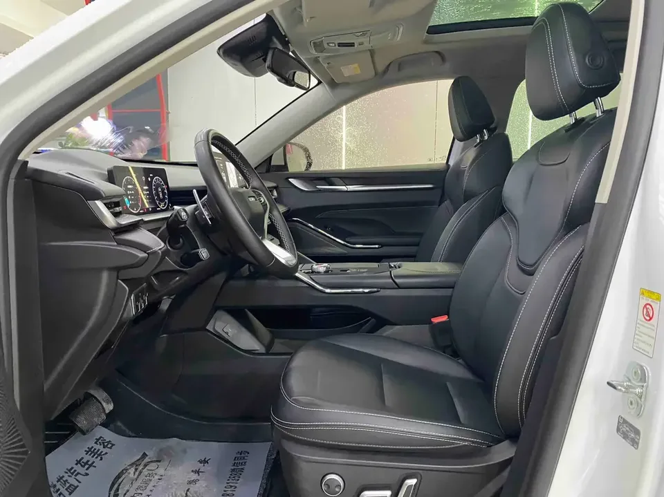 Haval H6 Haval H6 2021 Third Generation 1.5GDIT Automatic Supreme Edition 2023 — thumbnail 5