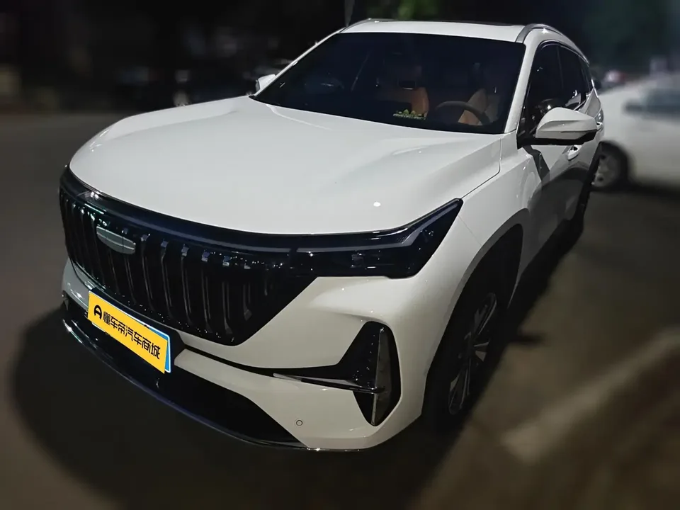 Geely Atlas L Boyue L 2025 Fourth generation 1.5TD DCT Sanhe 2026 — фото 1, купить с доставкой в Москву