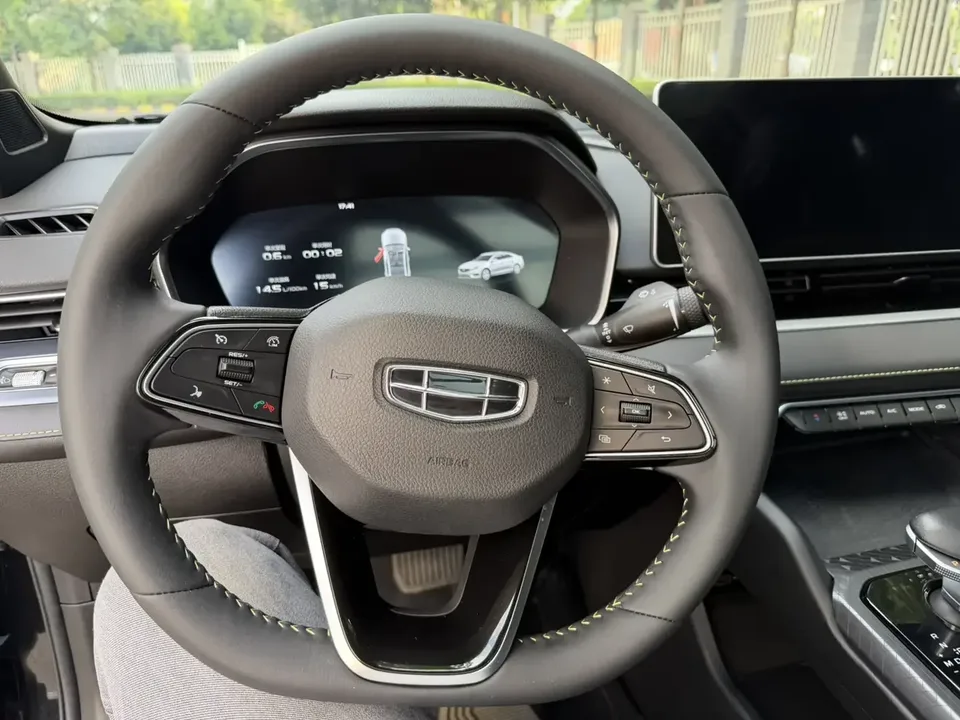 Geely Preface Xing Rui 2023 1.5T Kunlun Edition 2024 — миниатюра 5