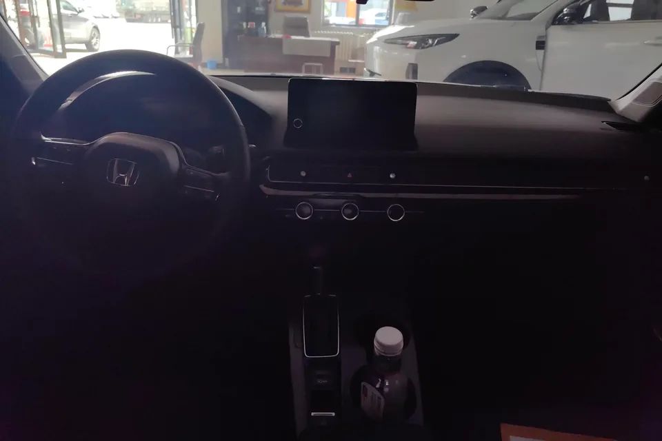 Honda Integra Style 2023 240TURBO CVT Leading Edition 2023 — миниатюра 4
