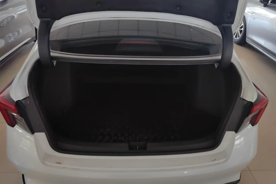 Honda Integra Style 2023 240TURBO CVT Leading Edition 2023 — миниатюра 5