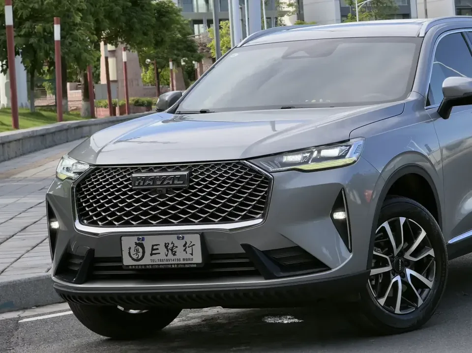 Haval H6 Haval H6 2021 The third generation 1.5GDIT automatic Max version 2022 — thumbnail 4