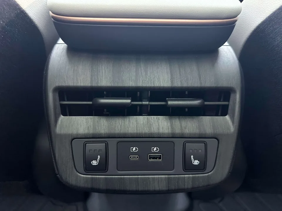 Nissan Ariya ARIYA ARIYA 2022 Two-wheel drive long-range top version 2024 — thumbnail 4