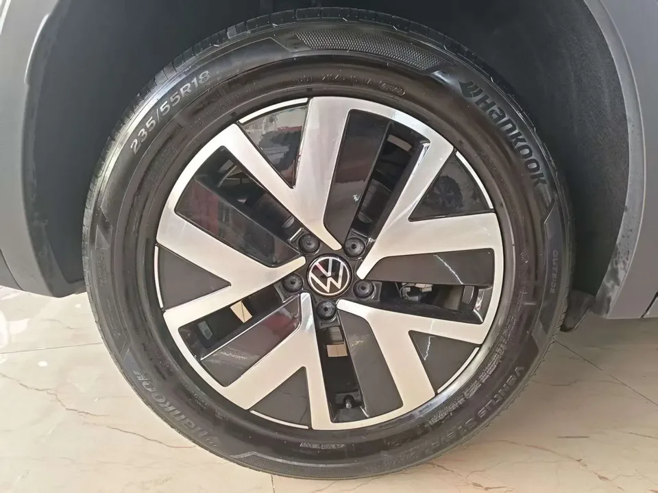 Volkswagen Tayron Tanyue 2023 280TSI 2WD Luxury Plus Advanced Edition 2023 — thumbnail 3