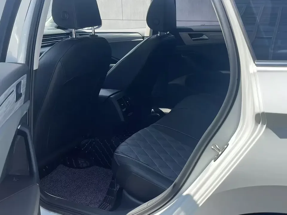 Volkswagen Sagitar Sagitar 2024 300TSI DSG Beyond Edition 2024 — thumbnail 4