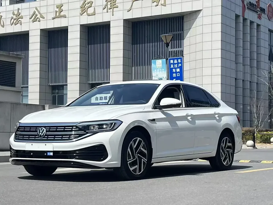 Volkswagen Sagitar Sagitar 2024 300TSI DSG Beyond Edition 2024 — photo 1, buy with delivery to Moscow