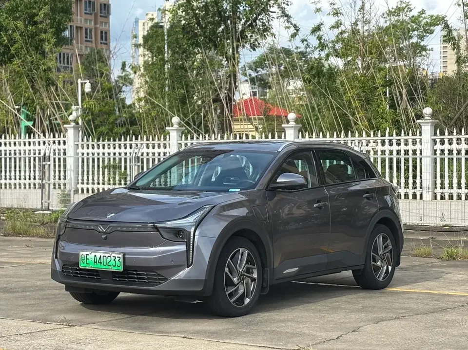Hozon Neta U NezhaU 2021 Pro 500 Moon Landing Edition 2022 — photo 1, buy with delivery to Moscow