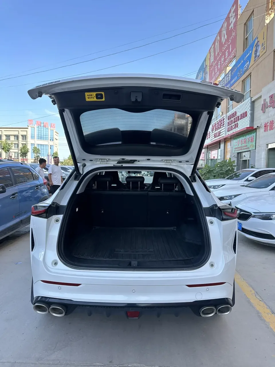 Oshan Changan Auchan Z6 Changan Auchan Z6 2023 Blue Whale 1.5T DCT Intelligent Navigation 2023 — thumbnail 4