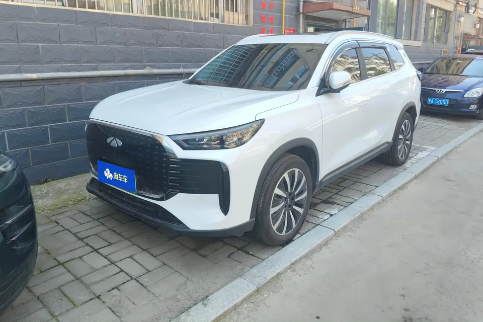 Chery Fengyun T8 Fengyun T8 2025 1.5T 130km Comfort Edition 2025 — photo 1, buy with delivery to Moscow