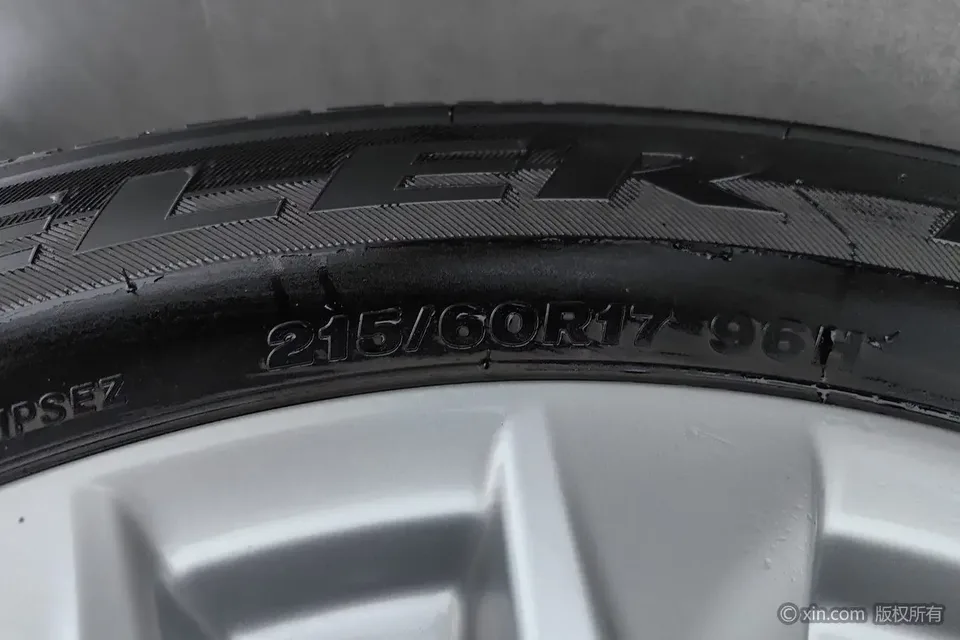 Toyota CorollaCross Corolla Sharp 2024 2.0L CVT Elite Edition 2025 — миниатюра 3