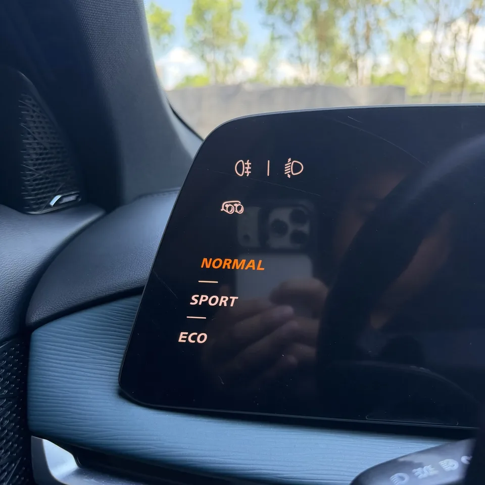 MG 7 MG7 2023 1.5T DCT Elegant Edition 2023 — thumbnail 4