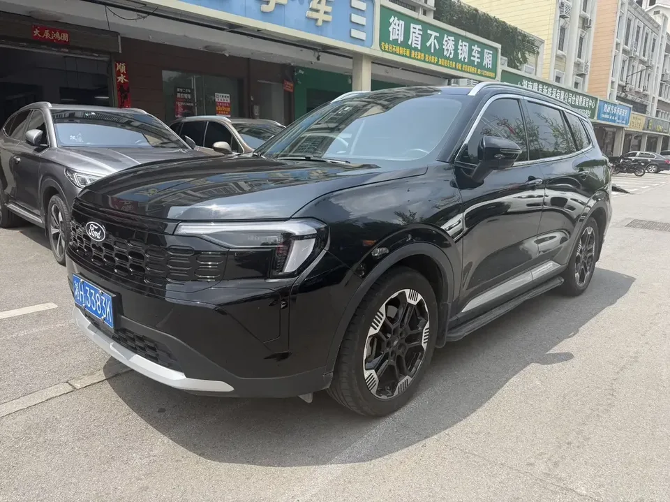 Ford Equator Sport Leading 2025 EcoBoost 170 Platinum 2025 — фото 1, купить с доставкой в Москву