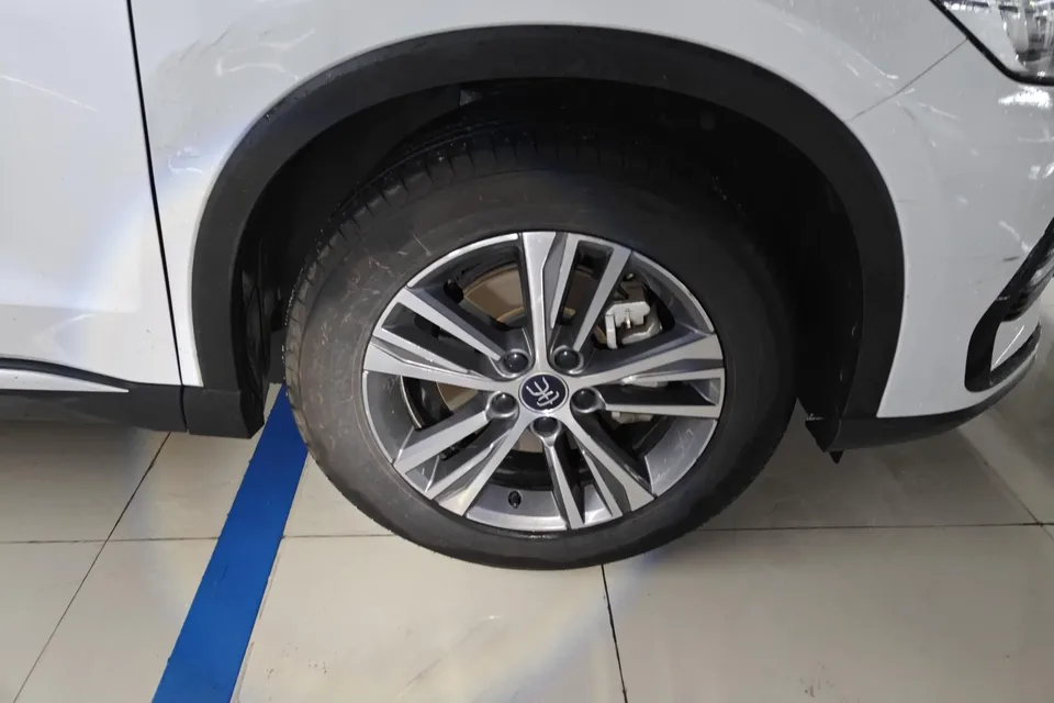 BYD Song Pro DM Song Pro DM 2022 DM-i 51km Premium 2022 — thumbnail 3