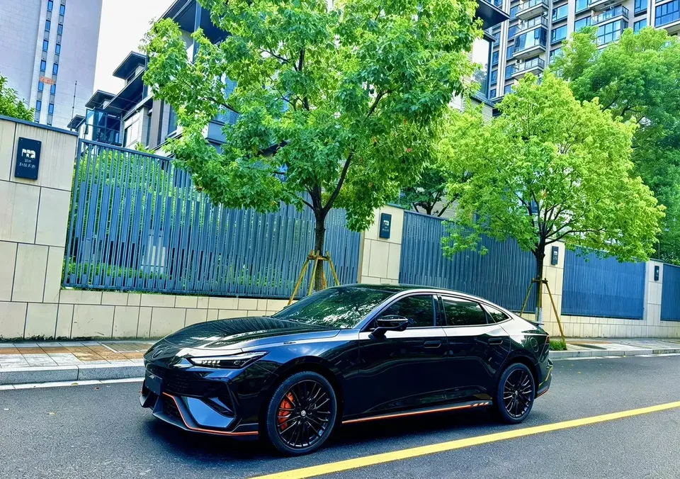 Changan UNI-V Changan UNI-V 2025 Third-generation 2.0T Powertrain 2025 — photo 1, buy with delivery to Moscow