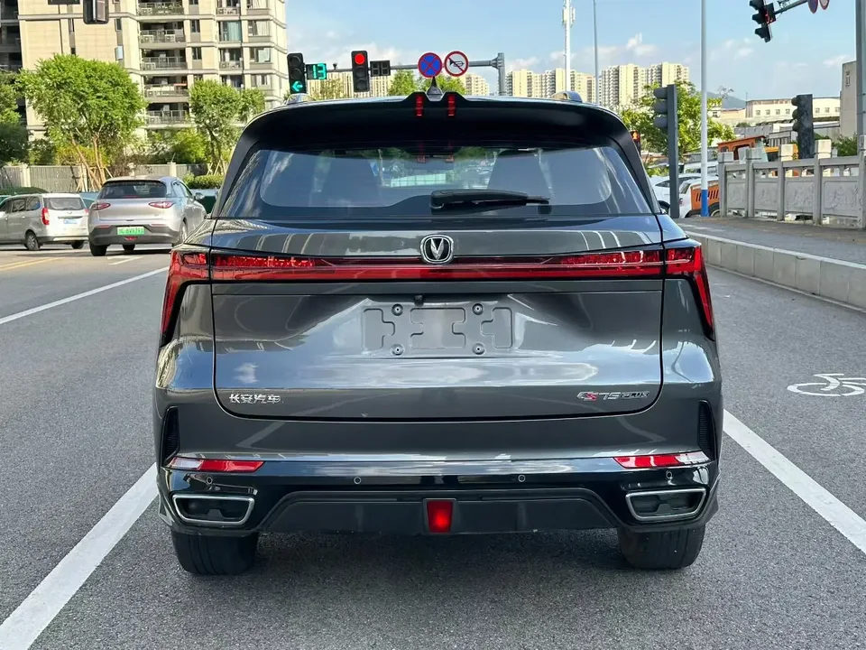 Changan CS75PLUS Changan CS75 PLUS 2023 The third generation 1.5T automatic premium model 2023 — thumbnail 2