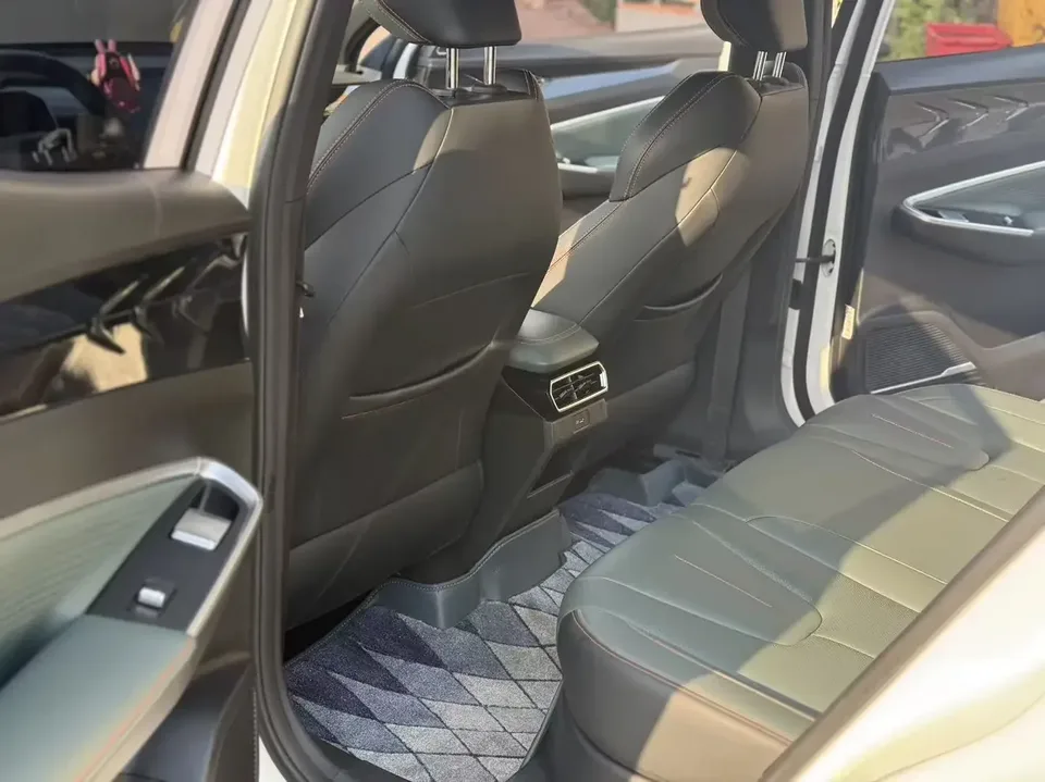 Geely Atlas Boyue 2024 1.5TD Smart Edition 2024 — миниатюра 3