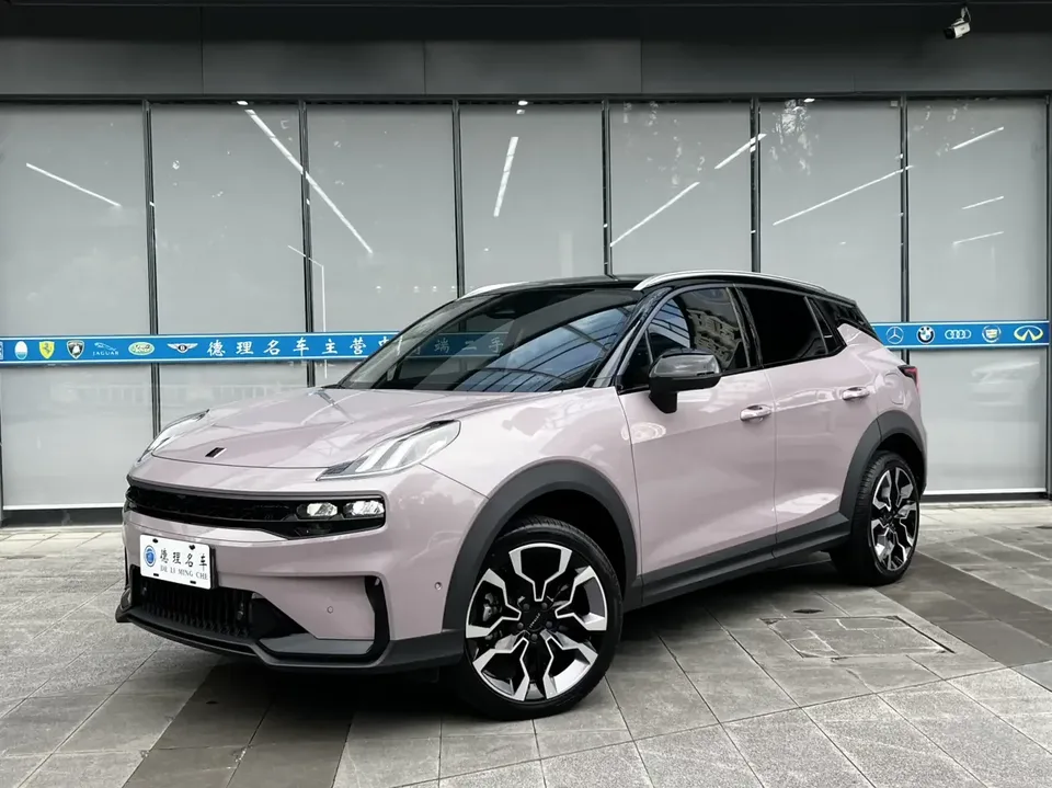 Lynk & Co 06 Lynk & Co 06 2023 Remix 1.5T Shero 2023 — photo 1, buy with delivery to Moscow