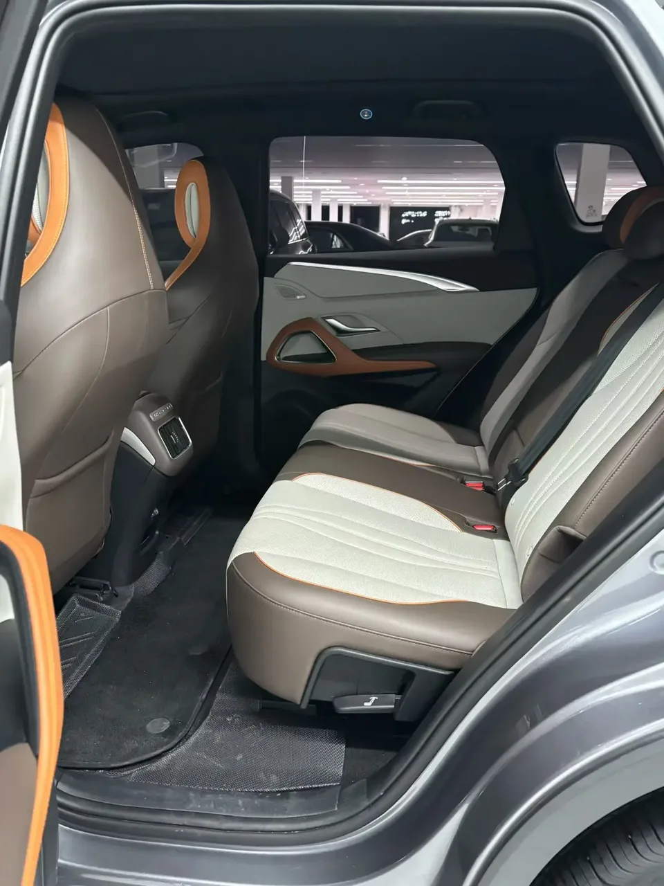 BYD Song PLUS DM Song PLUS DM 2021 DM-i 51KM 2WD Premium Edition 2023 — thumbnail 3