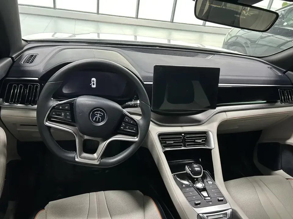 BYD Song PLUS DM Song PLUS DM 2021 DM-i 51KM 2WD Premium Edition 2022 — thumbnail 3