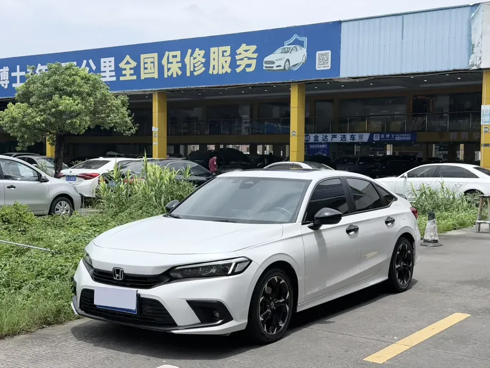 Honda CIVIC Civic 2022 240TURBO CVT Fuel Edition 2023 — photo 1, buy with delivery to Moscow