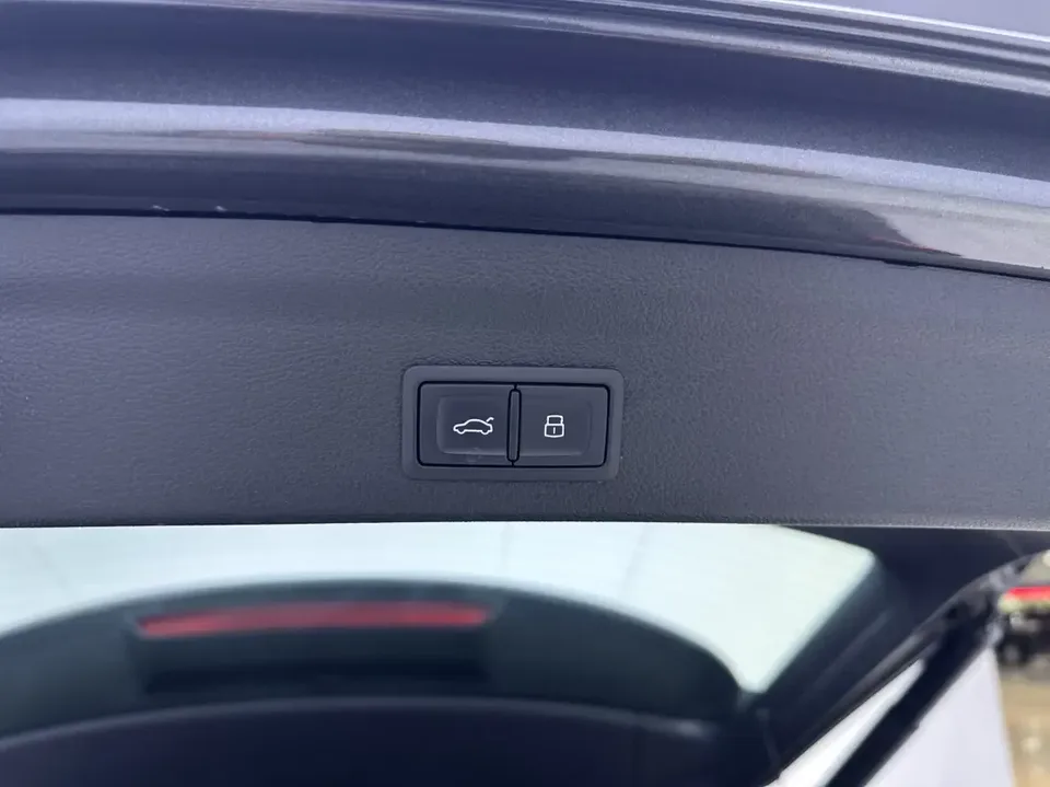 Audi Q3 Audi Q3 2022 35 TFSI Stylish Dynamic 2023 — thumbnail 3