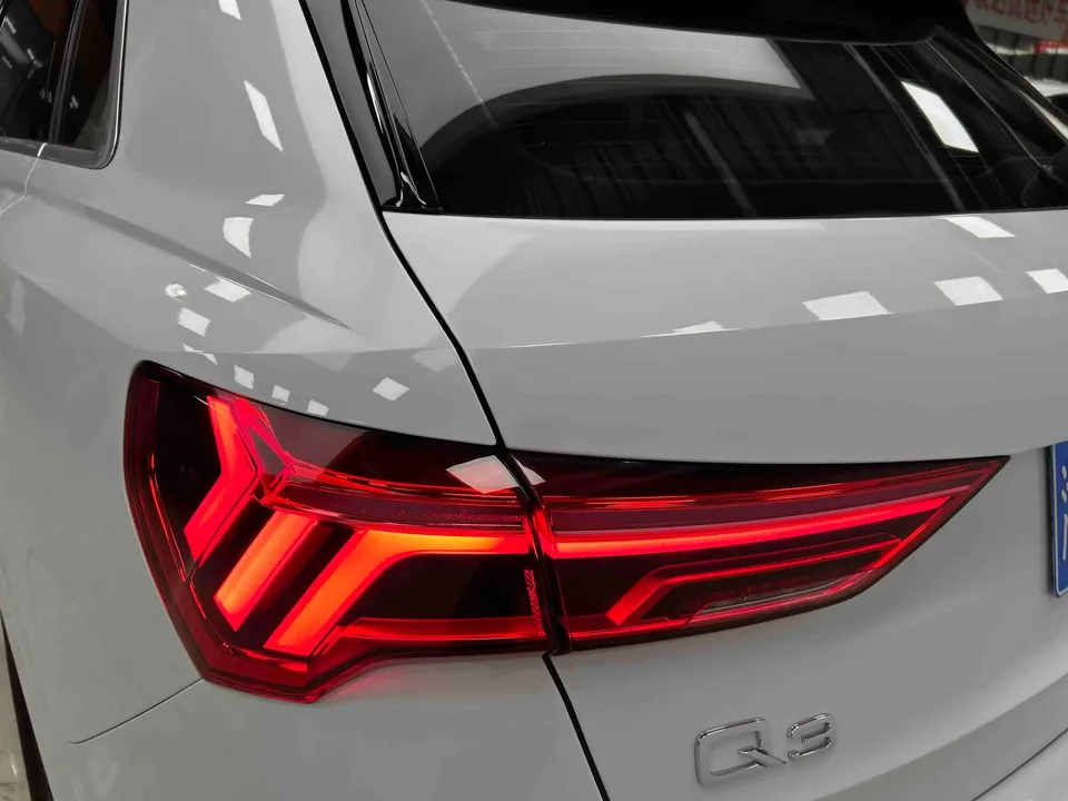 Audi Q3 Audi Q3 2022 35 TFSI Stylish Dynamic 2022 — thumbnail 3