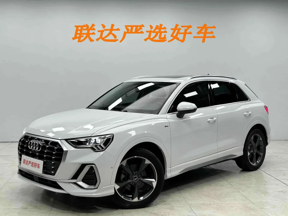 Audi Q3 Audi Q3 2022 35 TFSI Stylish Dynamic 2022 — photo 1, buy with delivery to Moscow