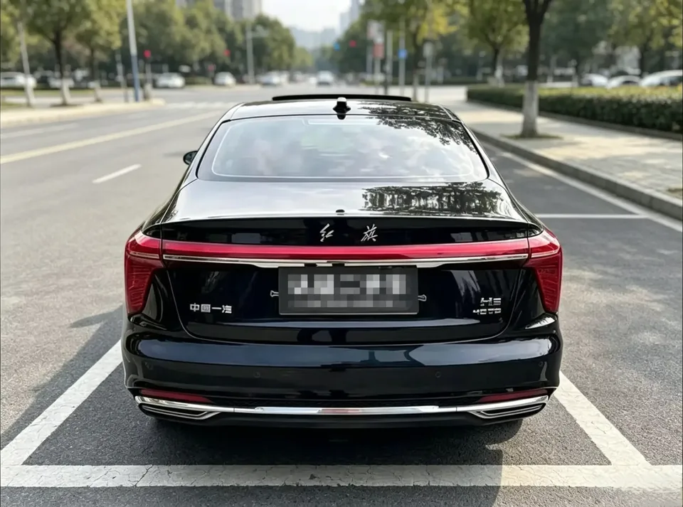 Hongqi H5 Hongqi H5 2023 1.5T DCT Zhilian Qiyue Edition 2022 — thumbnail 2
