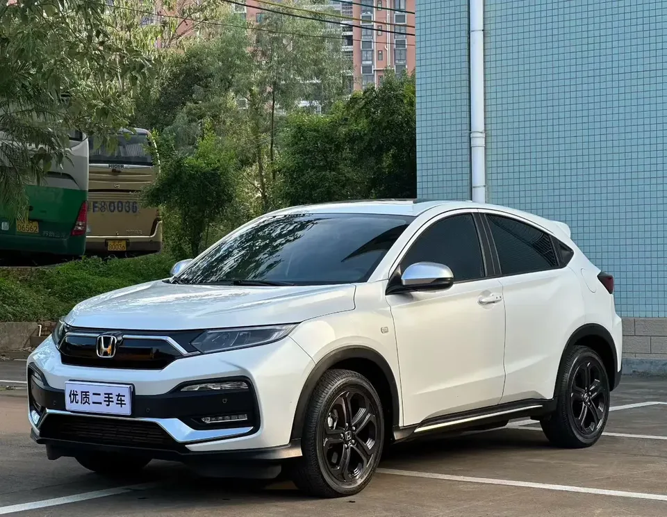Honda WR-V HondaXR-V 2022 220TURBO CVT Obsidian Edition 2022 — фото 1, купить с доставкой в Москву