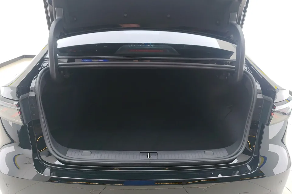 Chery Fengyun A8L Fengyun A8L 2025 145km Comfort 2025 — thumbnail 5