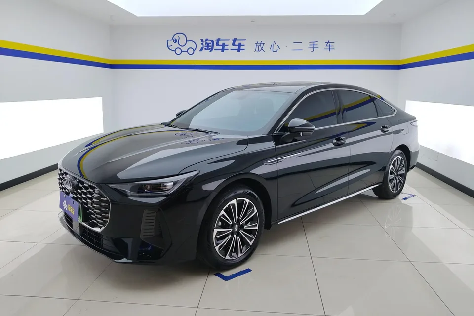 Chery Fengyun A8L Fengyun A8L 2025 145km Comfort 2025 — photo 1, buy with delivery to Moscow
