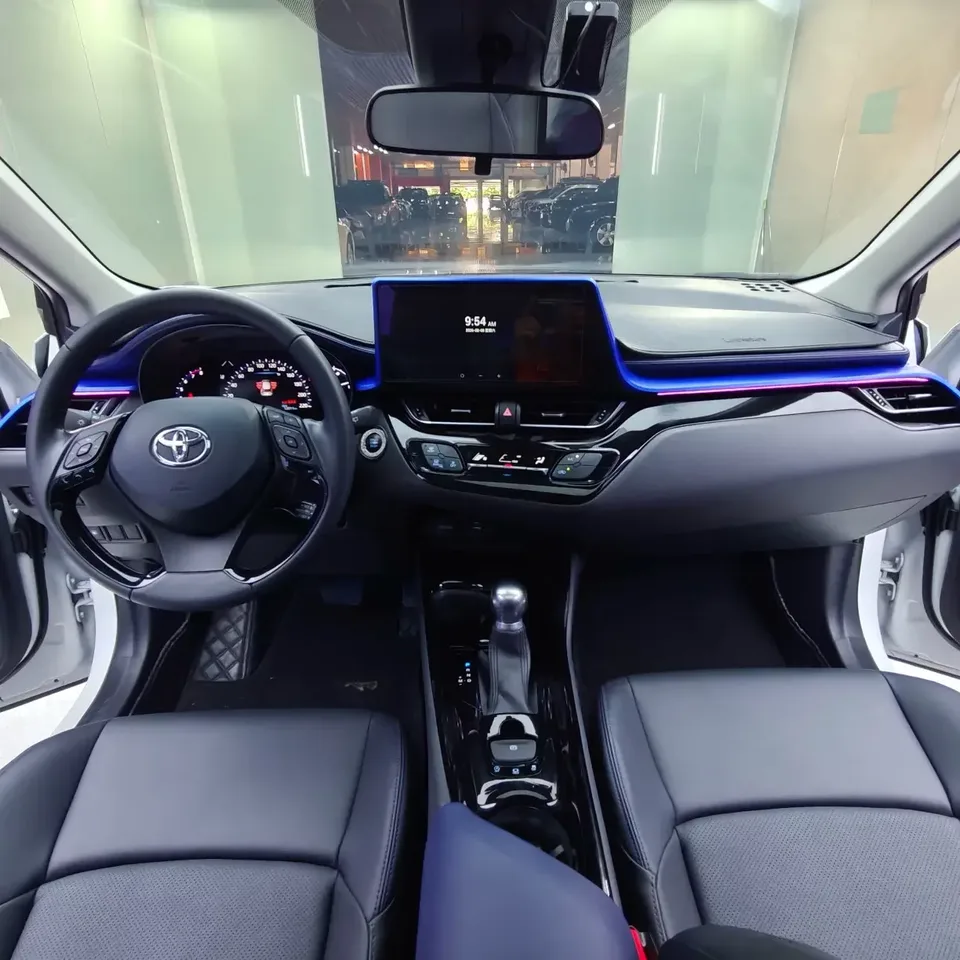 Toyota C-HR Toyota C-HR 2023 2.0L Deluxe Edition 2024 — thumbnail 3
