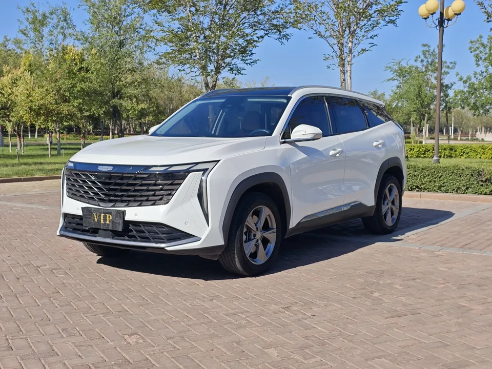 Geely Atlas L Boyue L 2023 1.5TD DCT Luxury 2023 — фото 1, купить с доставкой в Москву